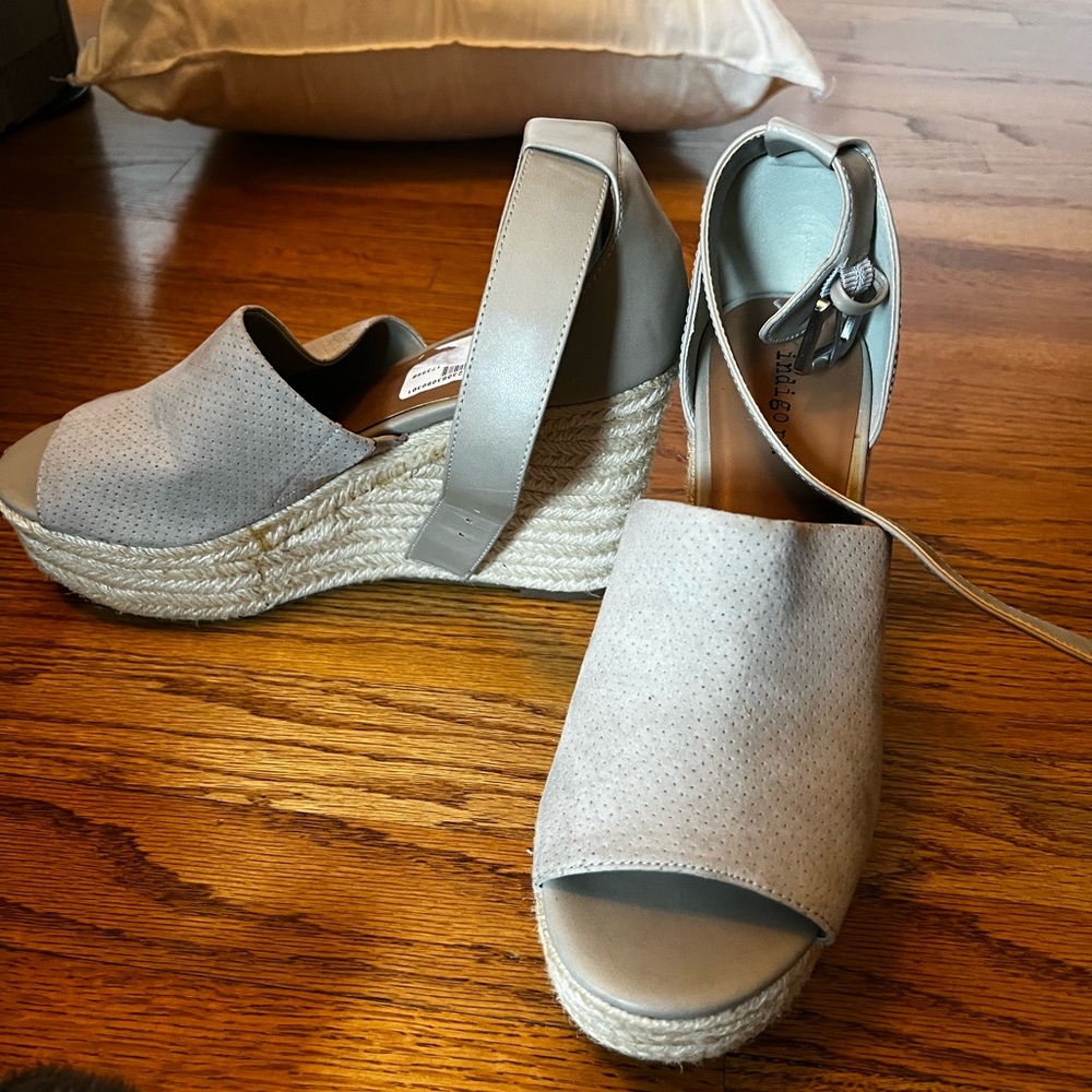 Stylish Gray Wedge Sandals